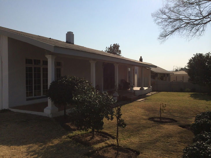 Mixed office and residential property